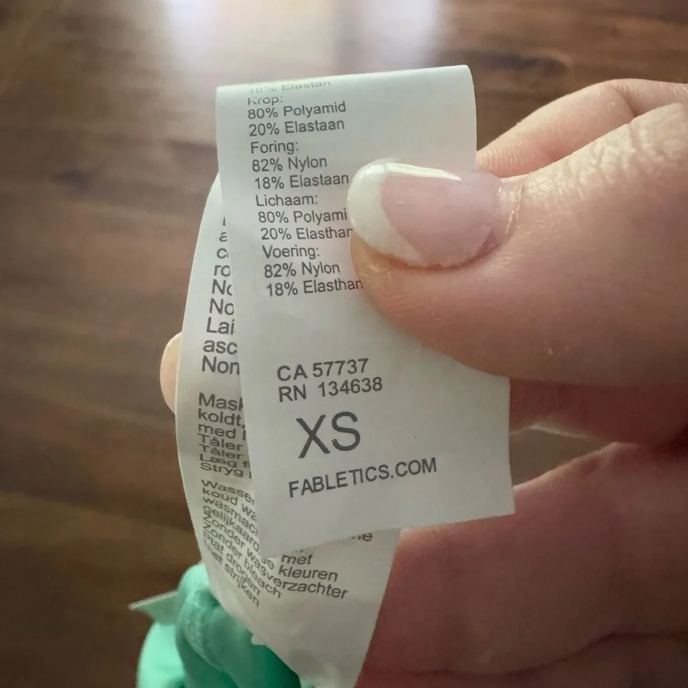Fabletics Boost PowerHold® High-Waisted 6'' Short Size XS Lime Green